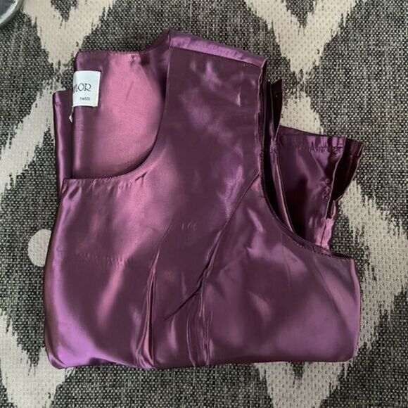 Lily & Taylor Sateen Formal Top Plum Size 12‎ - Picture 5 of 5